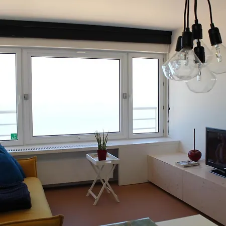 Sea View Mariakerke-bad - La Brise 아파트
