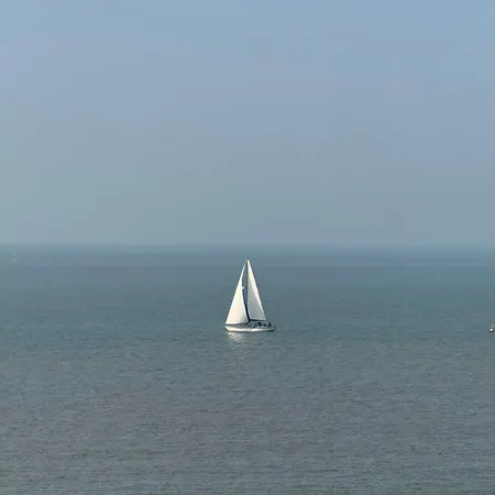 Apartment Sea View Mariakerke-bad - La Brise